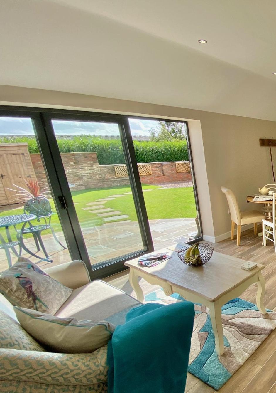 Village Barn Conversion Near York Exteriör bild
