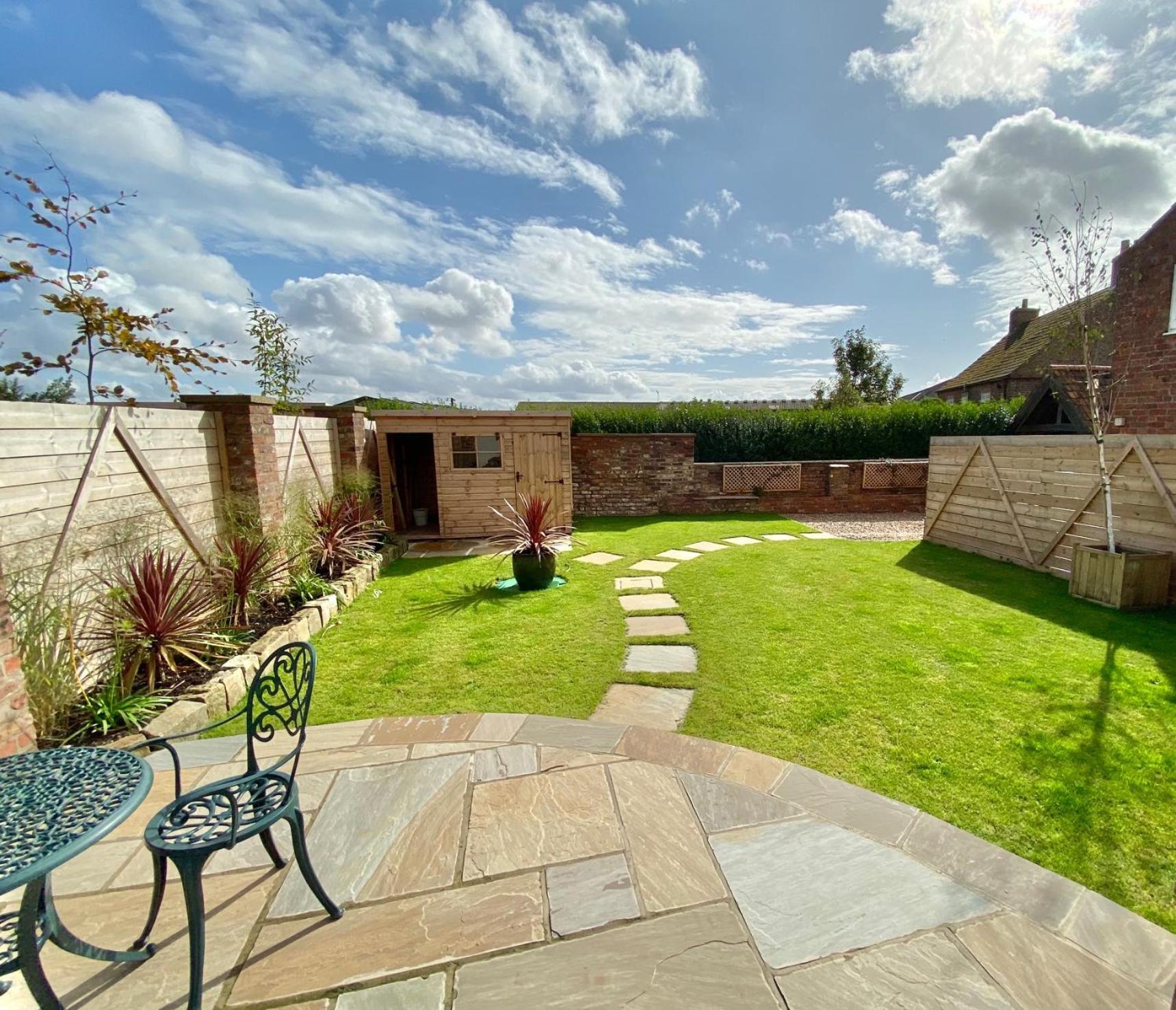 Village Barn Conversion Near York Exteriör bild